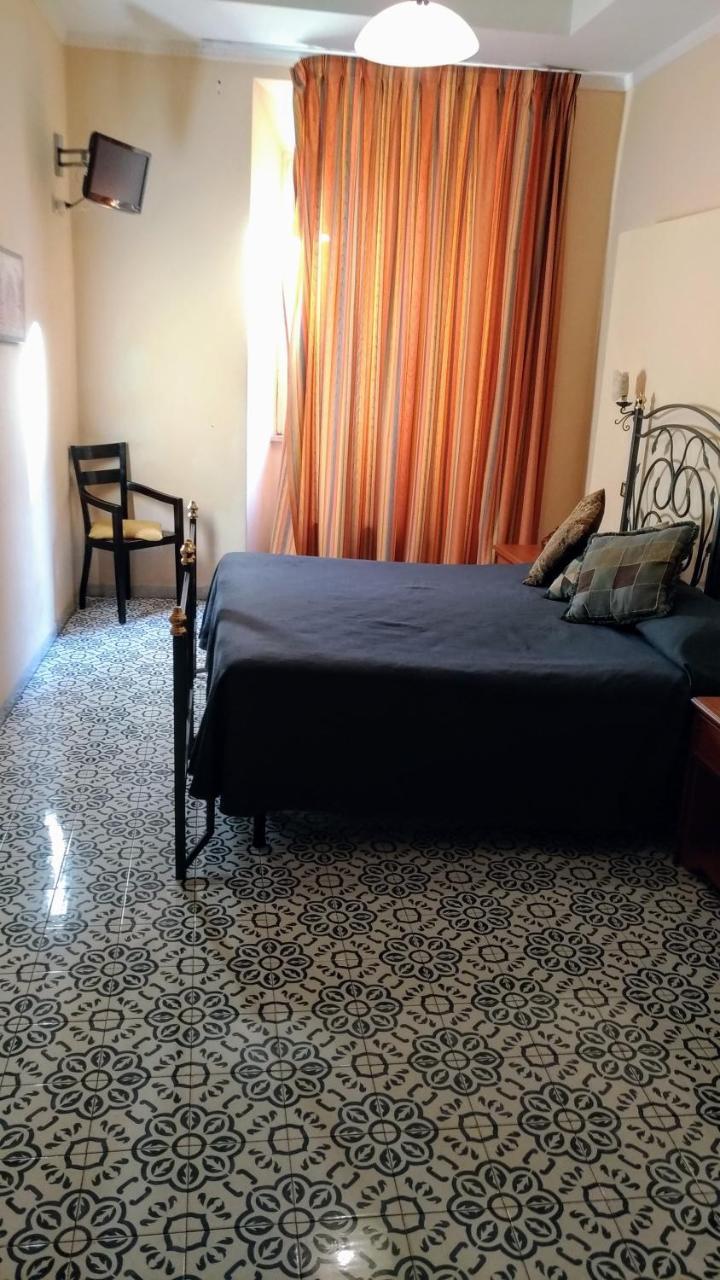 Nicolas Inn Rome Exterior photo